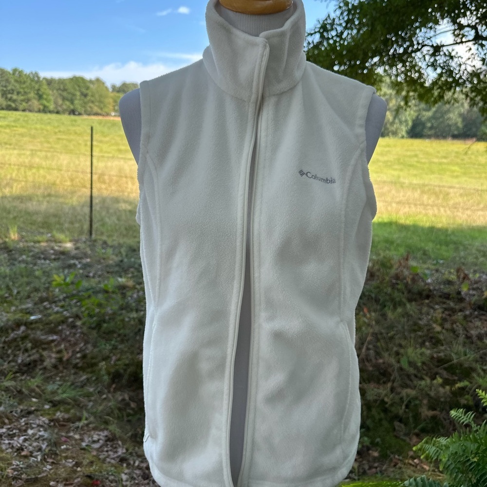Columbia Soft White Fleece Jacket